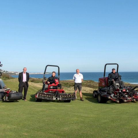 From left: greenkeeper
Matt Jones, club secretary Gareth Evans, greenkeeper Martin Lenny, course manager Lawrie Tremlett and greenkeeper Stephen Elliot.