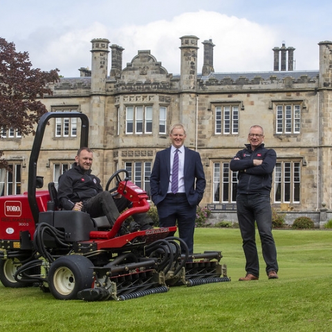 From left: Ratho Park Golf Club’s head greenkeeper Craig McCrorie and club manager Robert Dobbie with Reesink’s rep Neil Mackenzie.